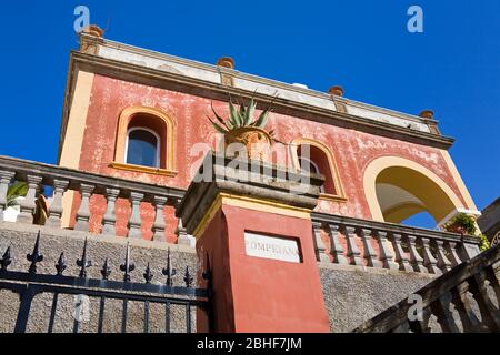 Villa Pompeiana sull'isola di Capri, Baia di Napoli, Italia, Europa Foto Stock