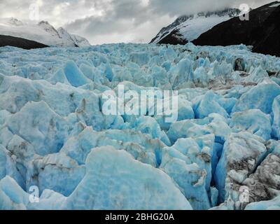 Veduta aerea della morena mediale del Glaciar Garibaldi Foto Stock