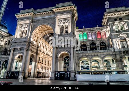 galleria vittorio emanuele durante la città di Milano durante l'emergenza Coronavirus, , Milano, Italia, 19 Apr 2020 Foto Stock