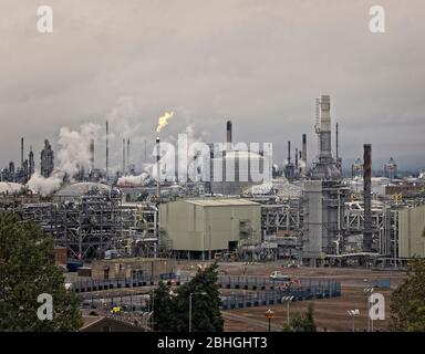 Complesso di raffinerie petrolifere a Grangemouth, Stirlingshire, Scozia, Regno Unito. Foto Stock