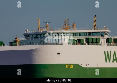 Tito lascia Portbury e si dirige verso il mare Foto Stock