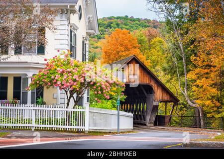 Woodstock, Vermont, USA Middle Covered Bridge. Foto Stock