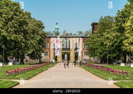 Die Stiftung Museum Kunstpalast, ein Kunstmuseum im Ehrenhof, Landeshauptstadt Duesseldorf, Nordrhein-Westfalen, Deutschland, Europa | Museum Kunstpal Foto Stock