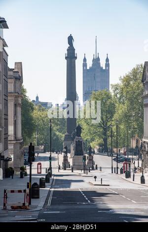 Una Lower Regent Street vuota in un centro di Londra deserta durante la chiusura dei coronavirus Foto Stock