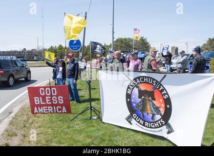 Un rally aperto a Cape Cod, Massachusetts, durante lo spegnimento di Covid 19 Foto Stock