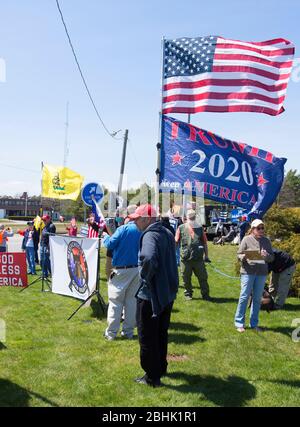 Un rally aperto a Cape Cod, Massachusetts, durante lo spegnimento di Covid 19 Foto Stock