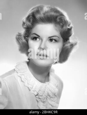 Cantante-attrice americana Susan Barrett (1940-2002), Ritratto pubblicitario di testa e spalle, 1959 Foto Stock