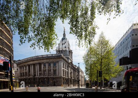 Old Bailey, vista generale GV, vista in estate luce del sole, Londra, Inghilterra, Regno Unito Foto Stock