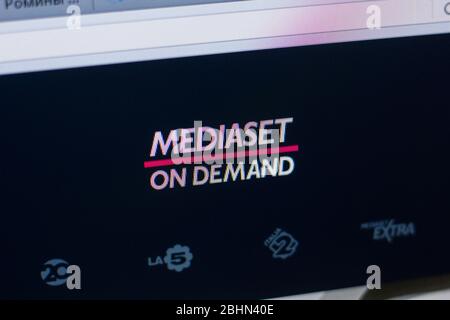 Ryazan, Russia - 13 maggio 2018: Sito web Mediaset sul display del PC, url - Mediaset.it Foto Stock