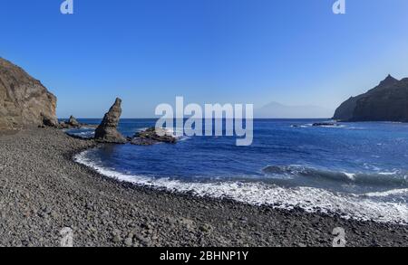 Spiaggia Playa de la Caleta vicino Hermigua sull'isola di la Gomera Foto Stock