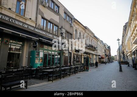 Bucarest, Romania - 22 aprile 2020: La Città Vecchia di Bucarest, un'attrazione turistica una volta, durante il blocco del covid-19. Foto Stock