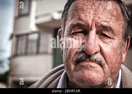 Heinz Hohensinn, ex poliziotto, qui sulla scena del crimine, era un membro del Storm Commando, che doveva liberare gli ostaggi israeliani dalle mani dei terroristi nel 1972 a Connollystr. 31 nel Villaggio Olimpico. Foto Stock