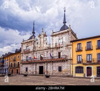 Casa barroca constorial. Ponferrada. León. Castilla León. España. Foto Stock