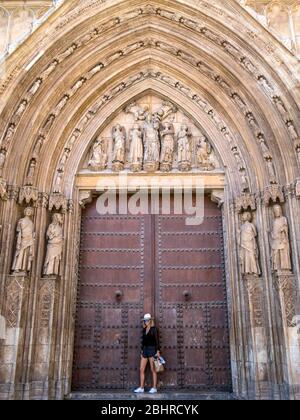 Pórtico de los apóstoles de la Catedral de Valencia. Comunidad Valenciana. España Foto Stock