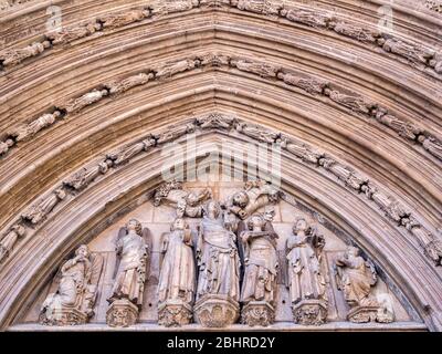 Pórtico de los apóstoles de la Catedral de Valencia. Comunidad Valenciana. España Foto Stock