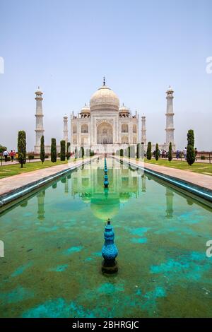 una delle sette 7 meraviglie del mondo, bella taj mahal.mahal taj, shahjahan, mumtaz, monumento in india, agra, delhi, monumento dell'amore, monumenti romantici Foto Stock