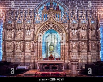 Retablo gótico de alabastro de la Capilla del Santo Cáliz. Catedral de Valencia. Comunidad Valenciana. España Foto Stock