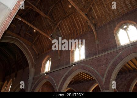 Chiesa di San Barnaba, Sea Road, Bexhill TN40 di Sir Arthur Blomfield Foto Stock