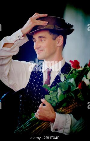 L'attore Mark Rylance al Globe Theatre di Londra nei giorni della sua costruzione a metà degli anni '90. Mark Rylance divenne il primo direttore artistico del Globe Theatre di Shakespeare nel 1995. Foto Stock