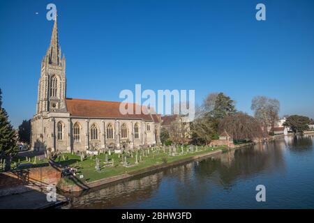 Marlow e Bourne terminano lungo il Tamigi - Regno Unito Foto Stock