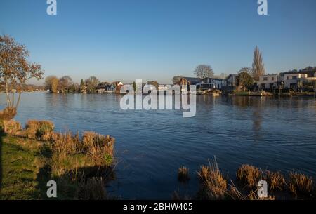 Marlow e Bourne terminano lungo il Tamigi - Regno Unito Foto Stock