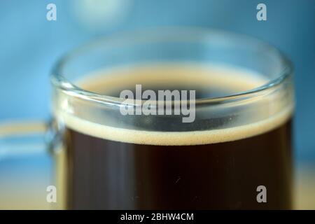 Caffè francese preparato perfettamente Foto Stock