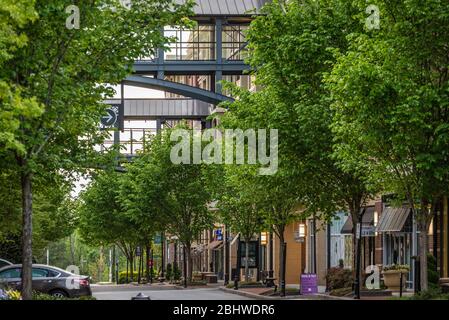 Emory Point, un'area di sviluppo mista circondata dall'Emory University su tre lati, e di fronte al CDC di Atlanta, Georgia. (STATI UNITI) Foto Stock