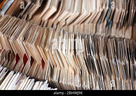 Schede catalogo in biblioteca, primo piano Foto Stock