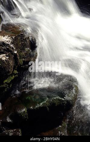 Cascata a valle di Pont Melin Fach. Foto Stock