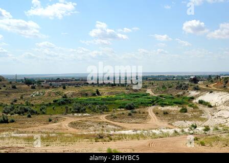 Negozi industriale di fabbrica in una campagna Foto Stock