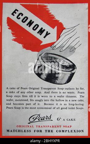 Un'inserzione molto vecchia (Regno Unito) per le pere sapone trasparente a 6d (sei vecchi pence) per torta (bar). Il primo sapone traslucido al mondo di massa fu prodotto e venduto per la prima volta nel 1807 da Andrew Pears, presso la sua fabbrica vicino Oxford Street a Londra, Inghilterra. Foto Stock