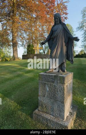 Cimitero di San Giovanni-Kirche o Chiesa di San Giovanni´s, comunità di Giekau, Contea di Plön, Schleswig-Holstein, Germania del Nord, Europa centrale Foto Stock