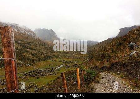 Percorso nel Parco Nazionale El Cockuy, Colombia Foto Stock