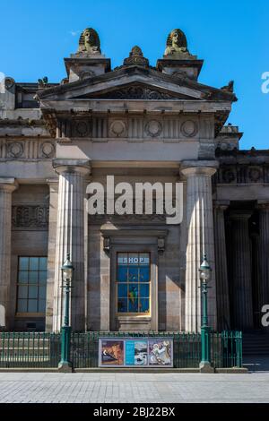 La Royal Scottish Academy (RSA) sulla Mound a Edimburgo, Scozia, Regno Unito Foto Stock