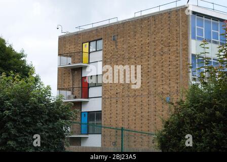 Architettura acciaio vetro degli anni '50 la scuola Elliot, Londra SW15 LCC Architects G. A. Trevett Philip Rogers N. S. Bahle John Bancroft Foto Stock