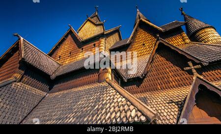 Norvegia, in estate, Heddal chiesa in legno Foto Stock