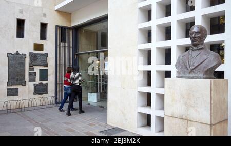 MENDOZA, ARGENTINA, 10 giugno 2015. Biblioteca generale di San Martín, sala lettura e studio, Alameda, Mendoza City. Foto: Axel Lloret / www.allofotografa.c Foto Stock