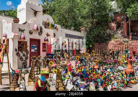 Colorato negozio di curiosità a Manitou Springs. Foto Stock