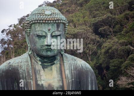 Il Grande Buddha di Kamakura, la seconda statua di Buddha di bronzo più alta del Giappone Foto Stock