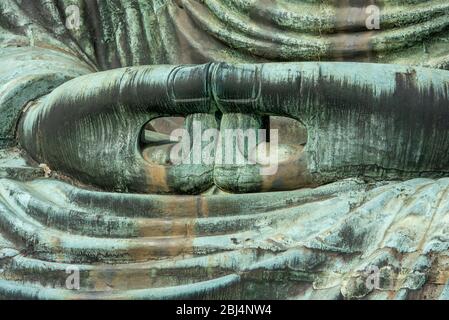 Il Grande Buddha di Kamakura, la seconda statua di Buddha di bronzo più alta del Giappone Foto Stock