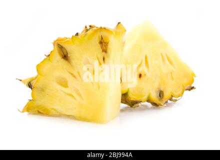 Fette di ananas isolati su sfondo bianco Foto Stock