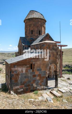 Le rovine della Chiesa di Tigran Honors (St Gregorio l'Illuminatore) che fu costruito nel 1215 presso l'antica capitale armena di Ani in Turchia. Foto Stock