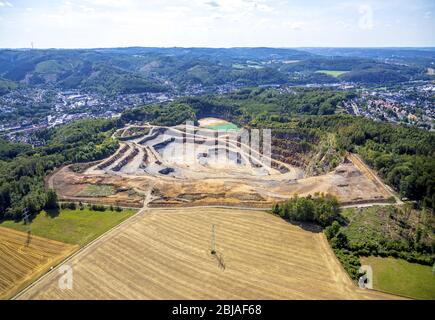 Cava Hohenlimburg della Kalkwerke GmbH Hohenlimburg, estensione aera, 08/04/2019, vista aerea, Germania, Renania Settentrionale-Vestfalia, Hagen-Hohenlimburg Foto Stock