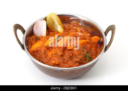 Shahi Paneer o kadai Paneer in una ciotola di rame ottone Foto Stock