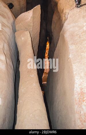 Formazione naturale di rocce e grotte nella regione orientale di al Hasa in Arabia Saudita Foto Stock