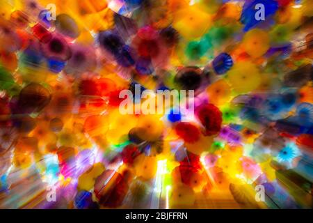 Sfocatura a lunga esposizione del vetro Dale Chilhuly Foto Stock