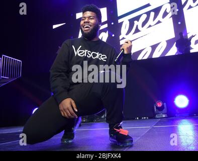 22 MAGGIO: Khalid si esibisce durante il Roxy Tour presso l'Infinite Energy Arena il 22 maggio 2018 a Duluth, Georgia. CREDITO: Chris McKay / MediaPunch Foto Stock