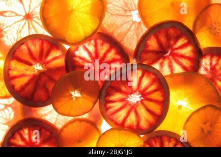 Fette di deliziosi agrumi succosi, primo piano Foto Stock