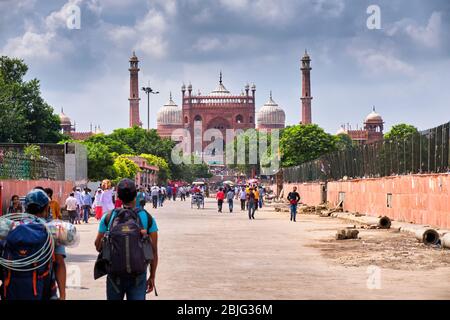 Delhi / India - 2 ottobre 2019: Masjid e Jahan Numa, moschea Jama Masjid nella vecchia Delhi, una delle moschee più grandi in India Foto Stock