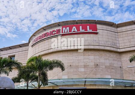 New Delhi / India - 7 ottobre 2019: Ambience Mall, centro commerciale a Vasant Kunj a Nuova Delhi, India Foto Stock